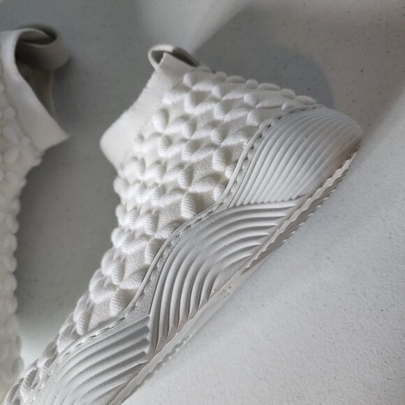 Alaia Knit Sneaker "EUC" - Picture 7 of 16
